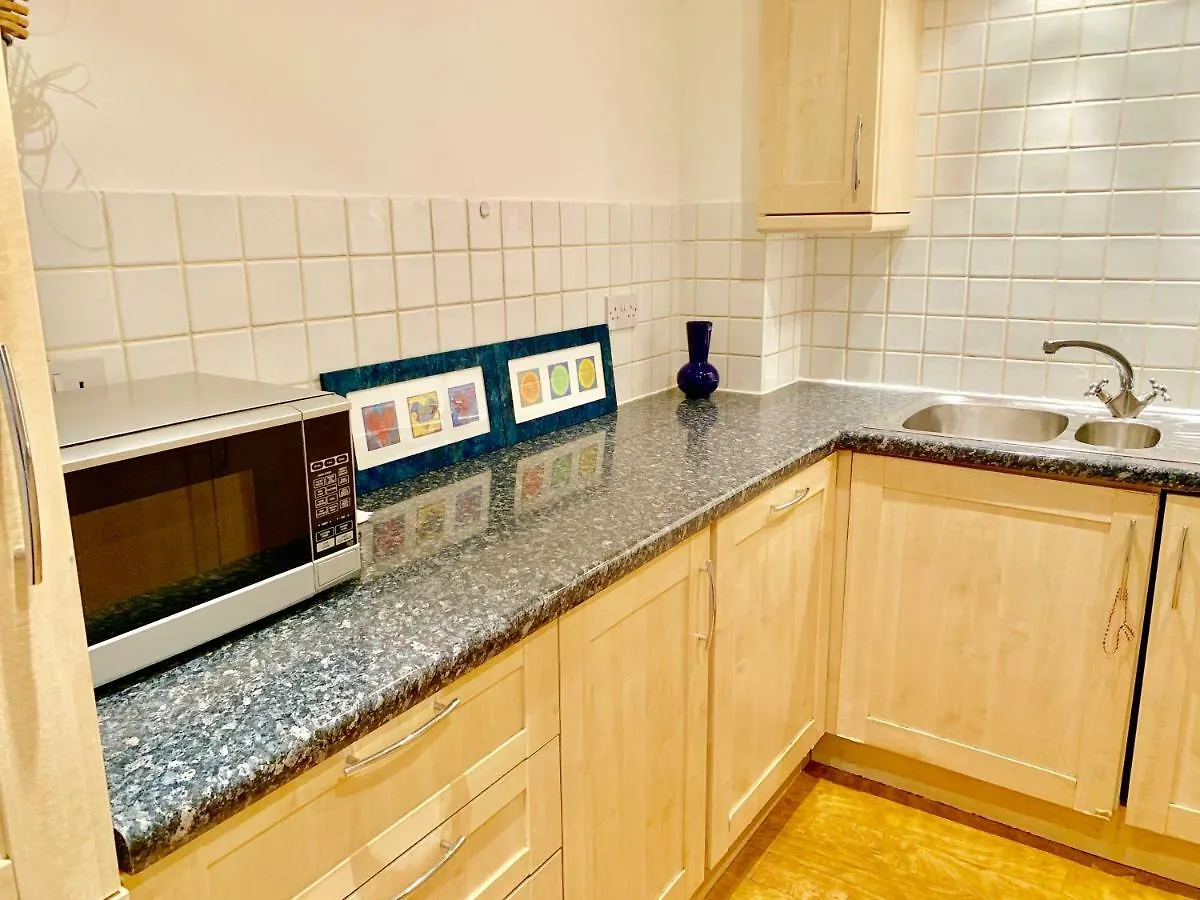 2 Bedrooms Modern Central London Apartment, Full Kitchen, 5 Minutes Tube Station United Kingdom